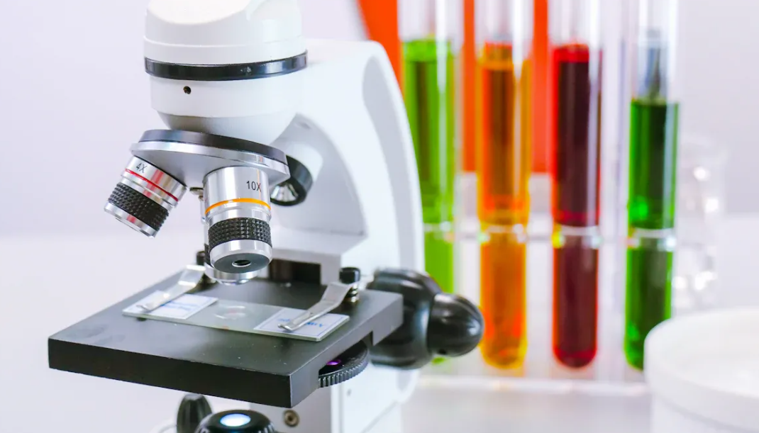 Research Applications of Optical Mirrors
