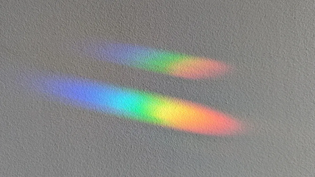What Are Custom Optical Prisms and Their Uses.png
