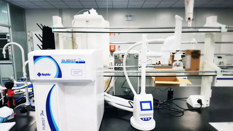 A Beginner’s Guide to Using a Spectrophotometer.png
